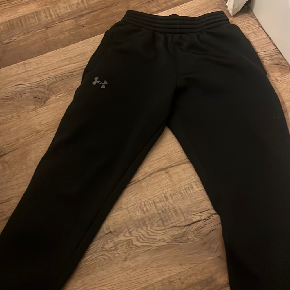 Black under armour pants mens or womens